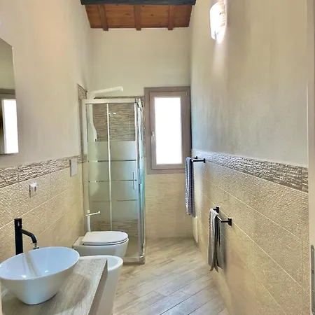 Domu Virginia カスティアーダス