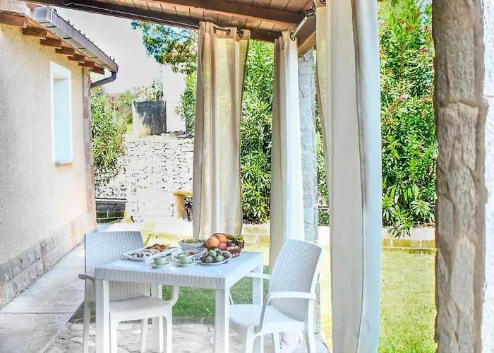 Domu Virginia Castiadas